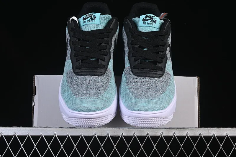 All Categories Nk Air Force 1 Air Force Series Nk Air Force 1 Low Air Force Low Nike Air Force 1'07 Low Flying Black and Green Air Force One Low Casual Shoes CI0051-600